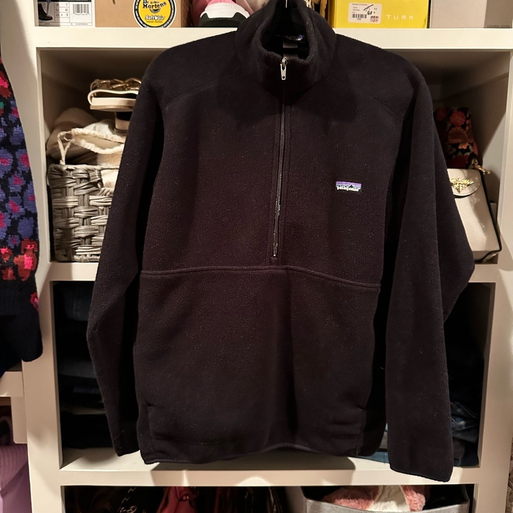 EUC Men’s Patagonia Quarterzip size M